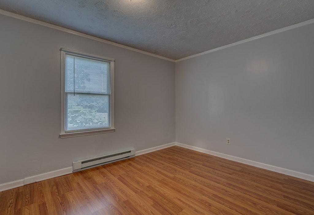 4750 Wood Road Roanoke, VA 24014 - Photo 22 of 39 wide_DSC09756_57_58_59_60_7976751