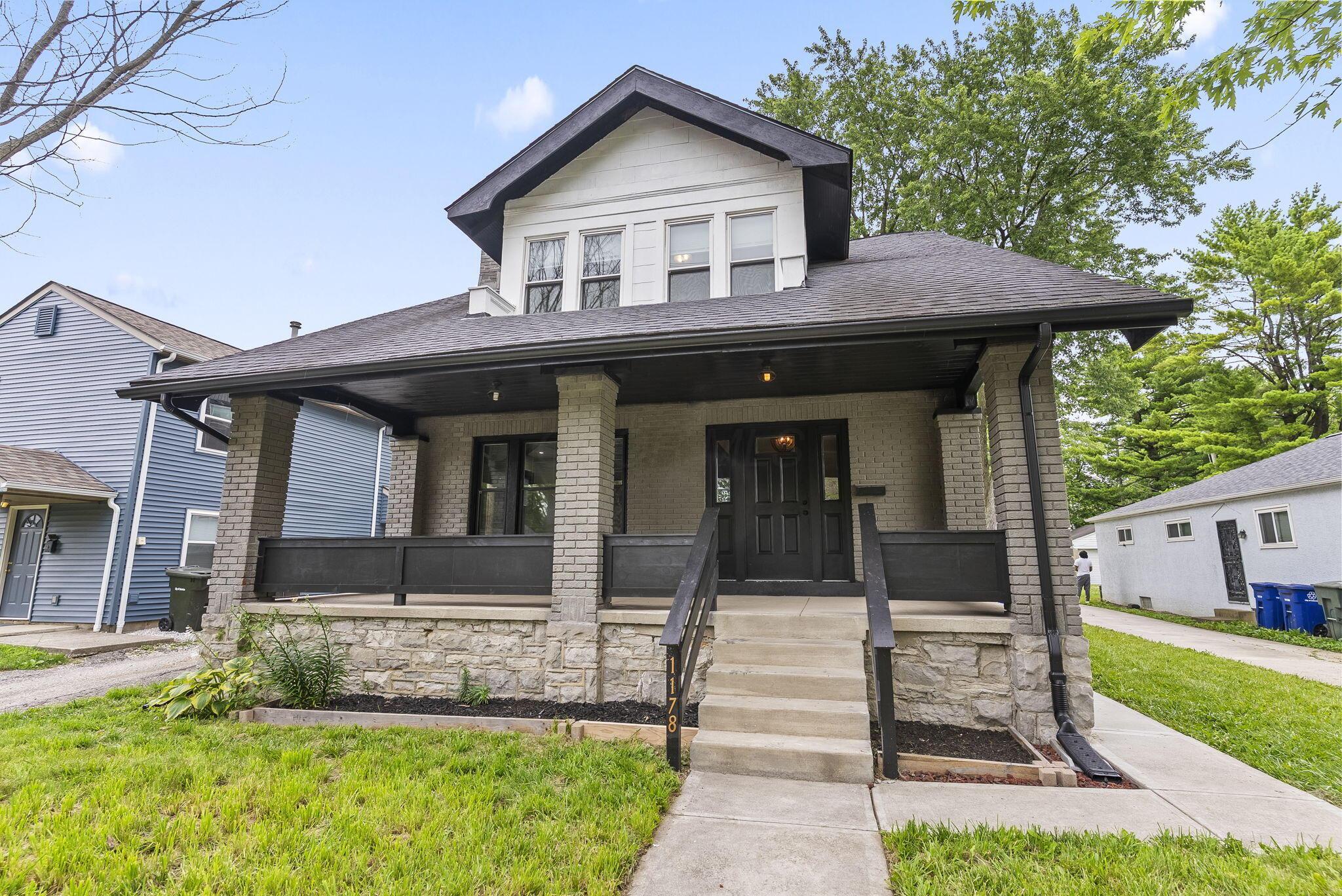 1178 Lockbourne Road Columbus, OH 43206 - Photo 3 of 58 3-web-or-mls-DSC09933