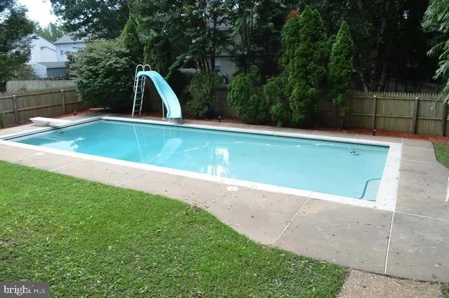 $750,000 | 9300 Nancy Street, Manassas Park, VA 20111