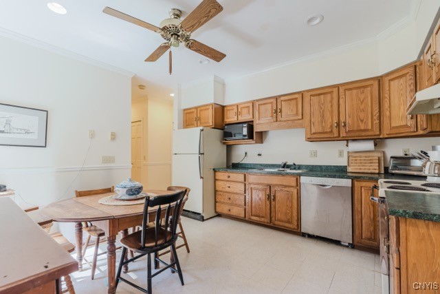 43335 School House Road Clayton, NY 13624 - Photo 39 of 48 Barn apartment kitchen