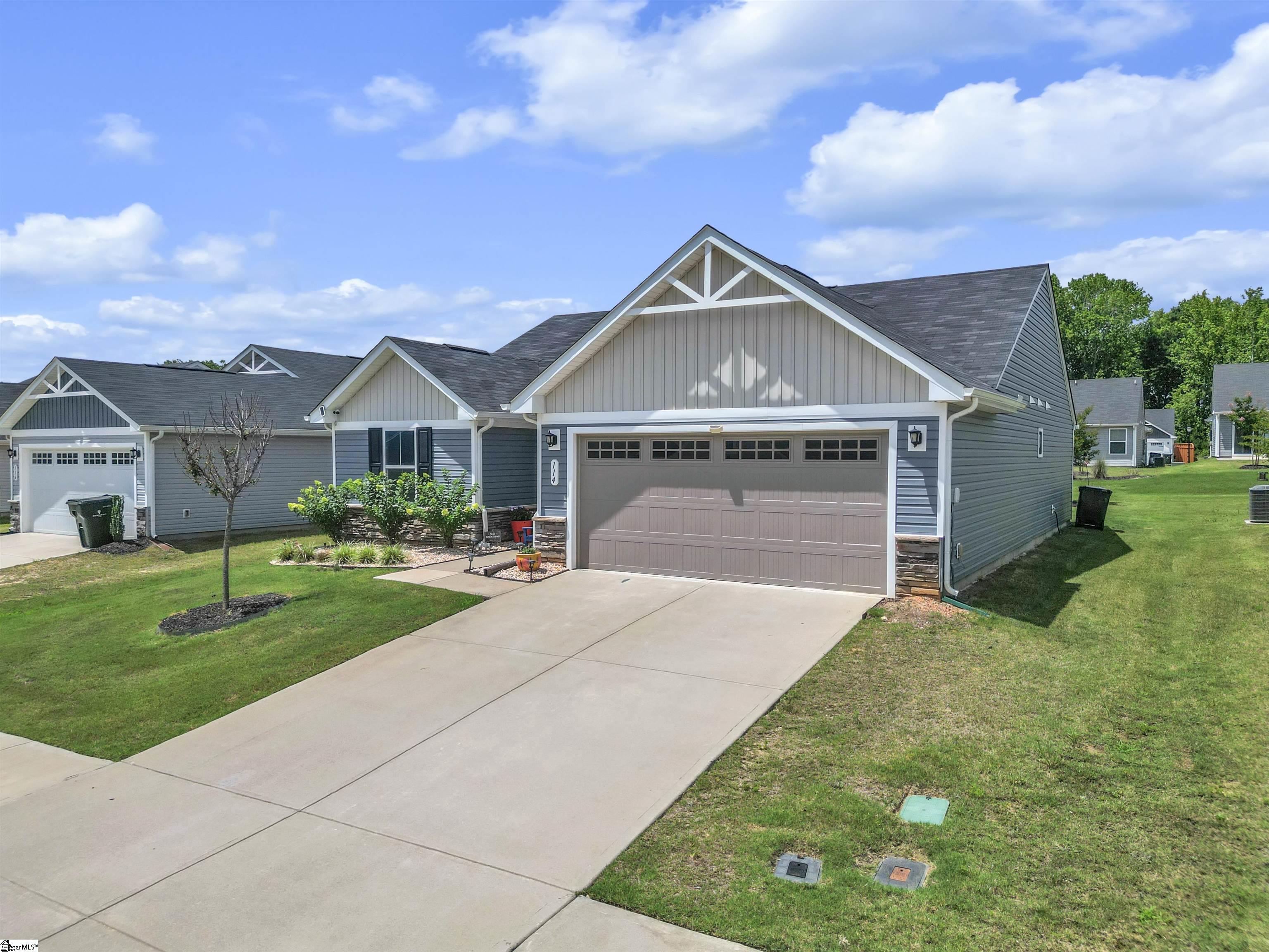 114 Sylvester Street Fountain Inn, SC 29644 - Photo 2 of 18