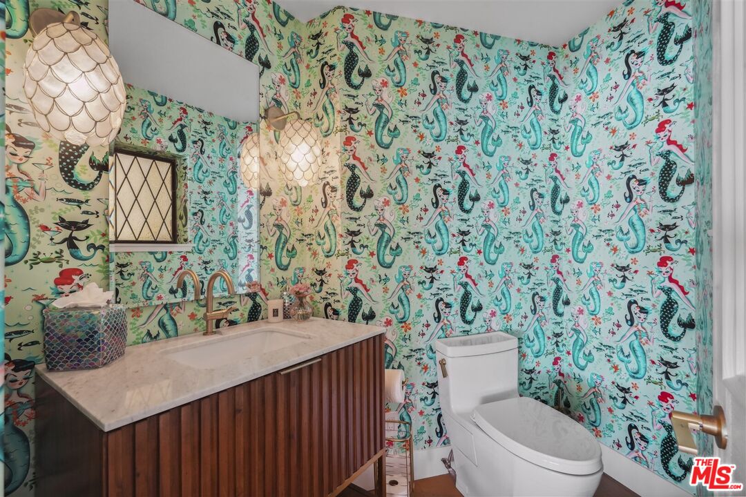 31500 Victoria Point Road Malibu, CA 90265 - Photo 19 of 53 a bathroom with a sink and a toilet