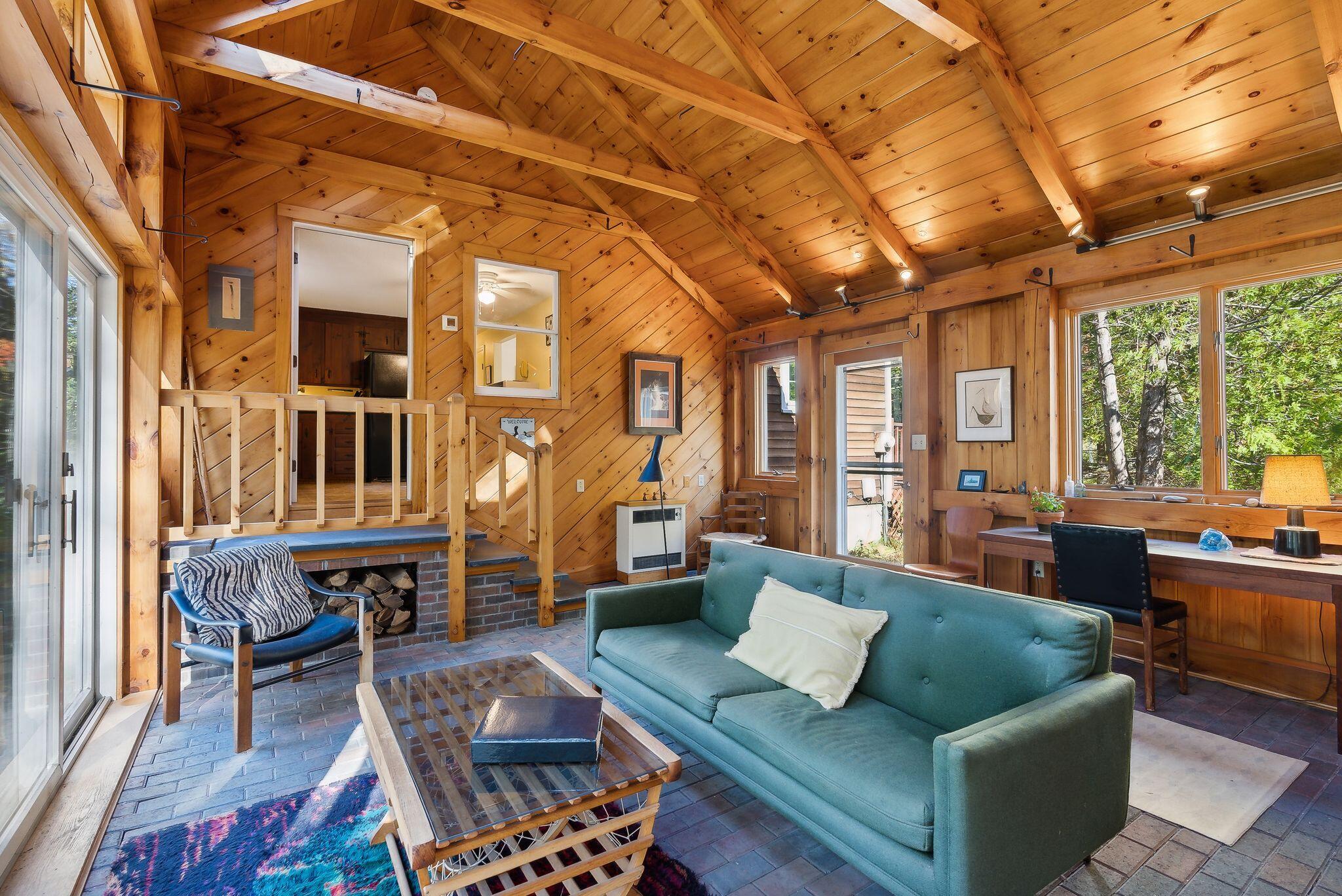 71 Desert Road Freeport, ME 04032 - Photo 11 of 34 Sunroom 2