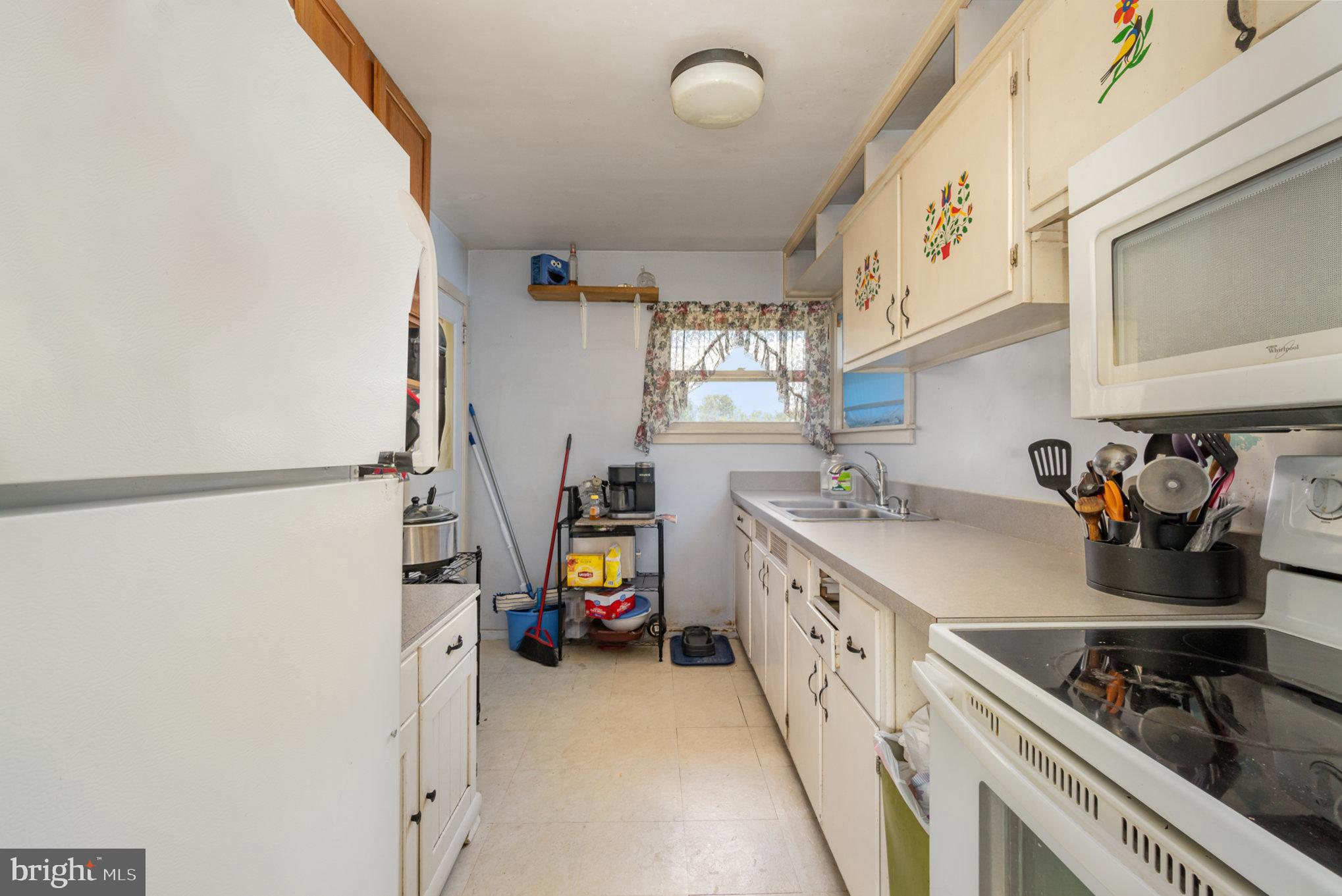 1300 Strafford Road Camp Hill, PA 17011 - Photo 7 of 25