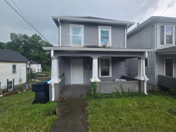 $1,000 | 404 Harrison Avenue Northwest, Unit 3, Roanoke, VA 24016