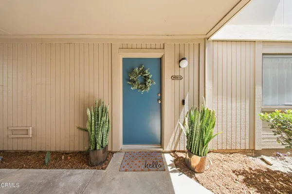 $479,000 | 1424 San Simeon Court, Unit 4, Ventura, CA 93003