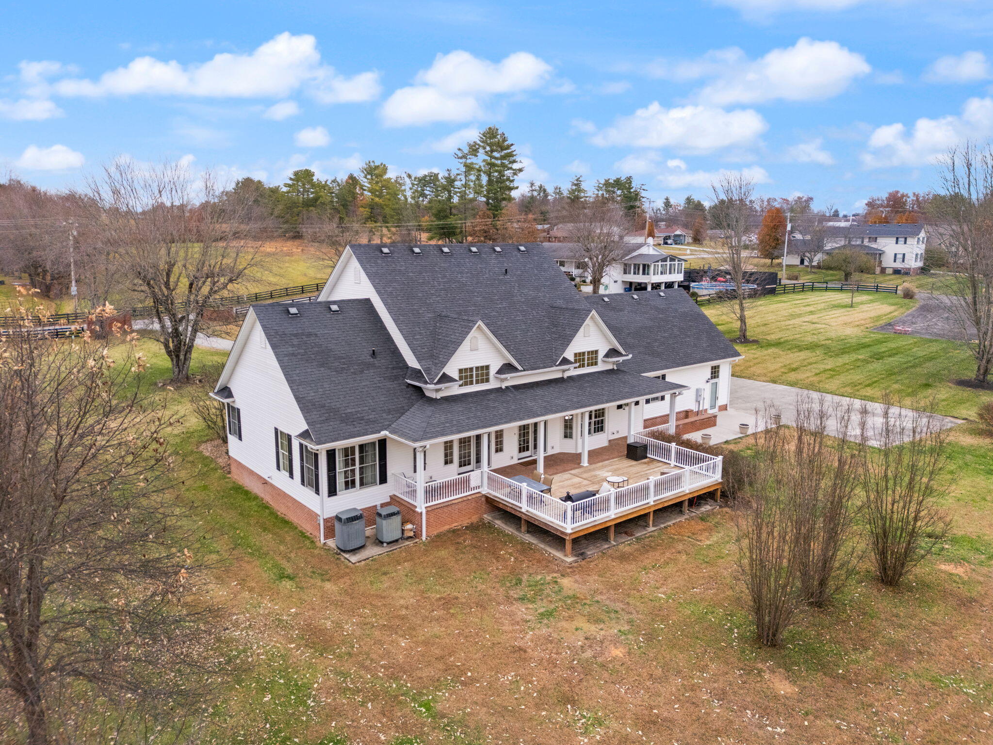 327 Boggs Road London, KY 40744 - Photo 81 of 100 62-web-or-mls-DJI_20251118123935_0036_D