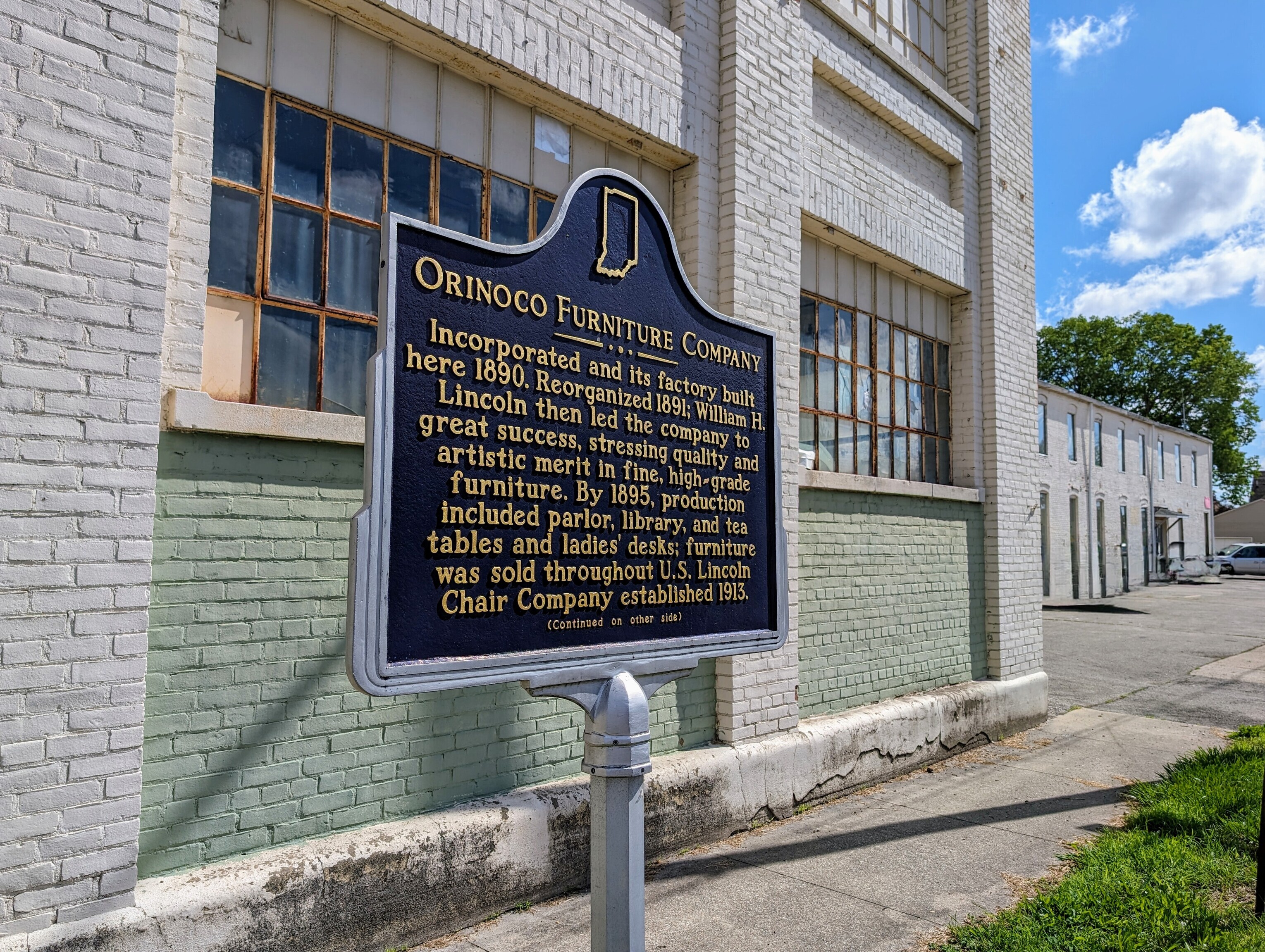 1720 17th Street Columbus, IN 47201 - Photo 2 of 4