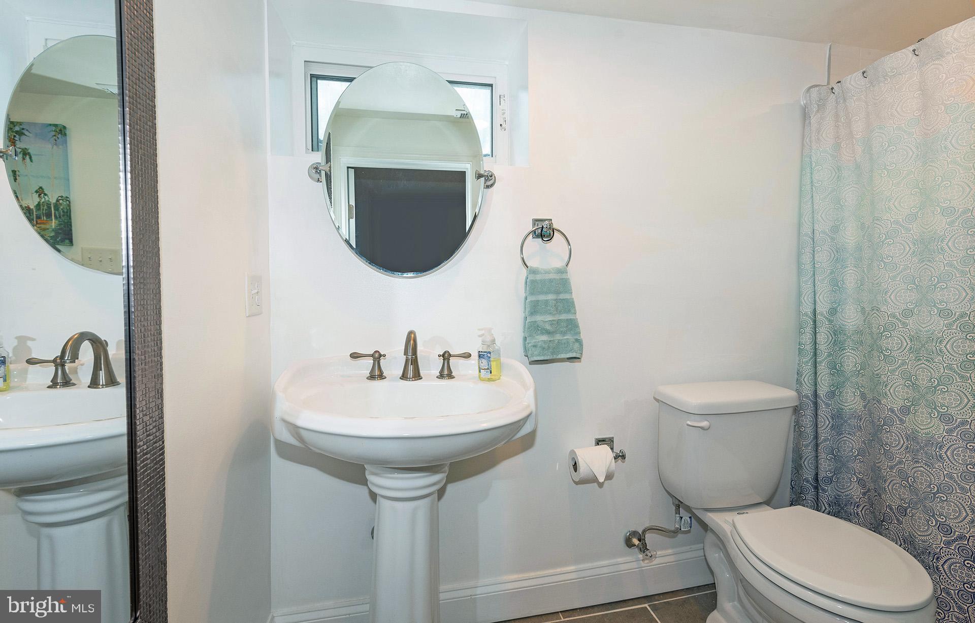 150 Sillery Bay Road Pasadena, MD 21122 - Photo 39 of 89 Full lower level bath