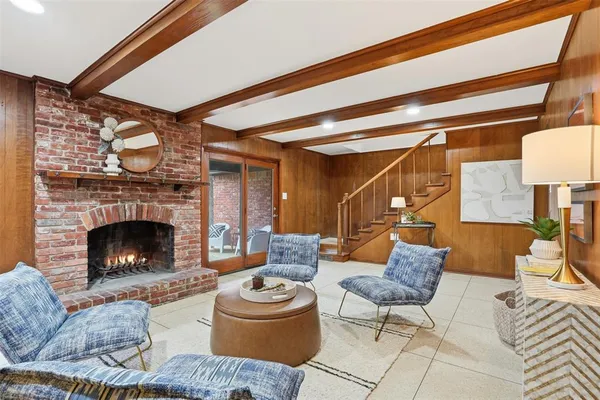 $499,500 | 8625 Marys Creek Drive, Benbrook, TX 76116