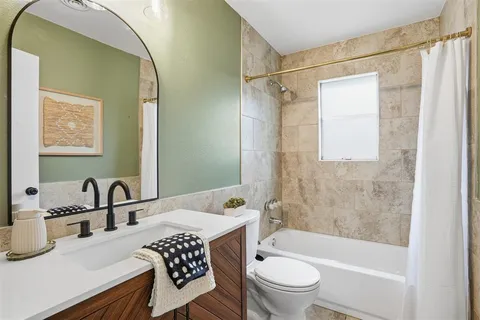 $499,000 | 8625 Marys Creek Drive, Benbrook, TX 76116