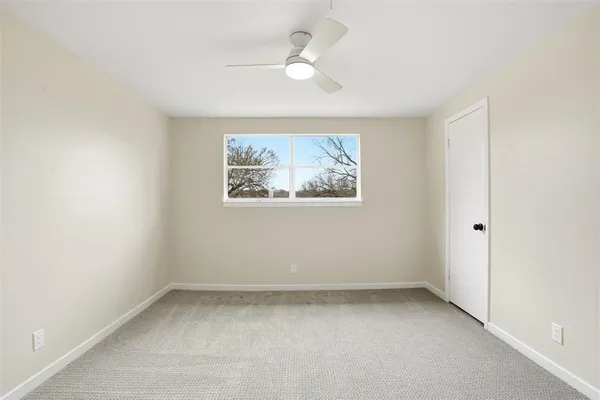 $499,500 | 8625 Marys Creek Drive, Benbrook, TX 76116