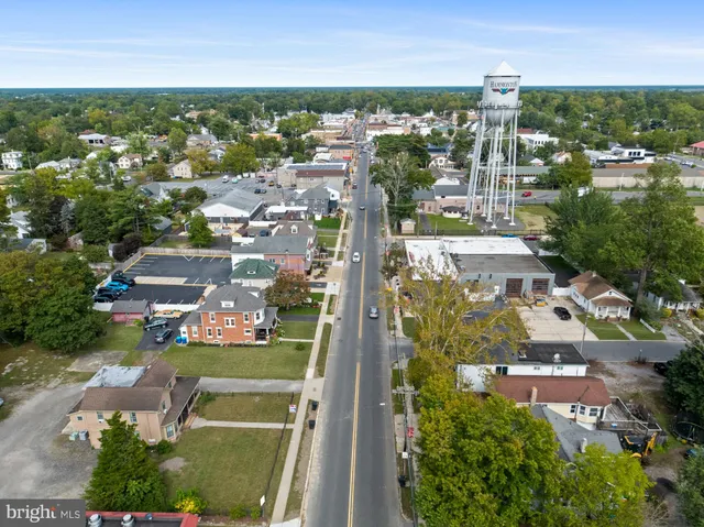 $350,000 | 320 12th Street, Hammonton, NJ 08037