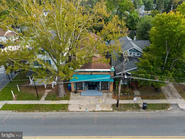 $350,000 | 320 12th Street, Hammonton, NJ 08037