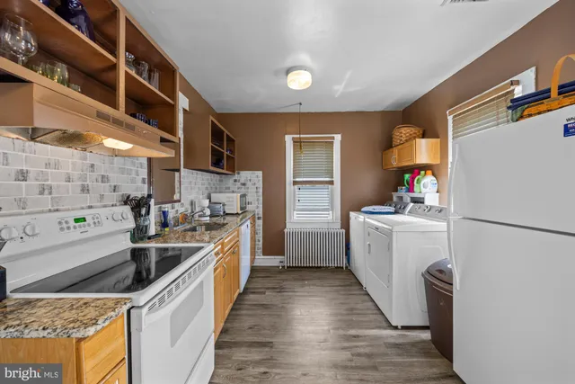 $350,000 | 320 12th Street, Hammonton, NJ 08037