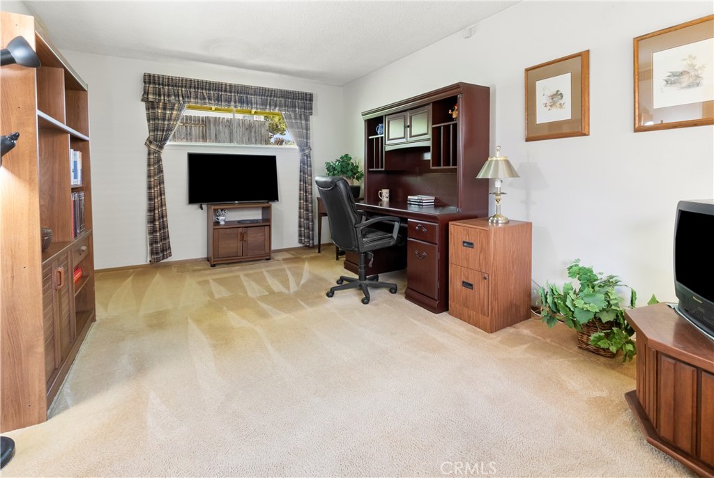 1615 Ransom Road Riverside, CA 92506 - Photo 21 of 32 Bedroom