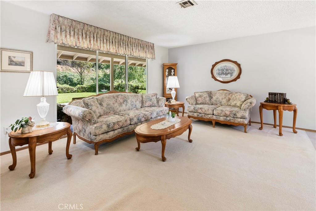 1615 Ransom Road Riverside, CA 92506 - Photo 4 of 32