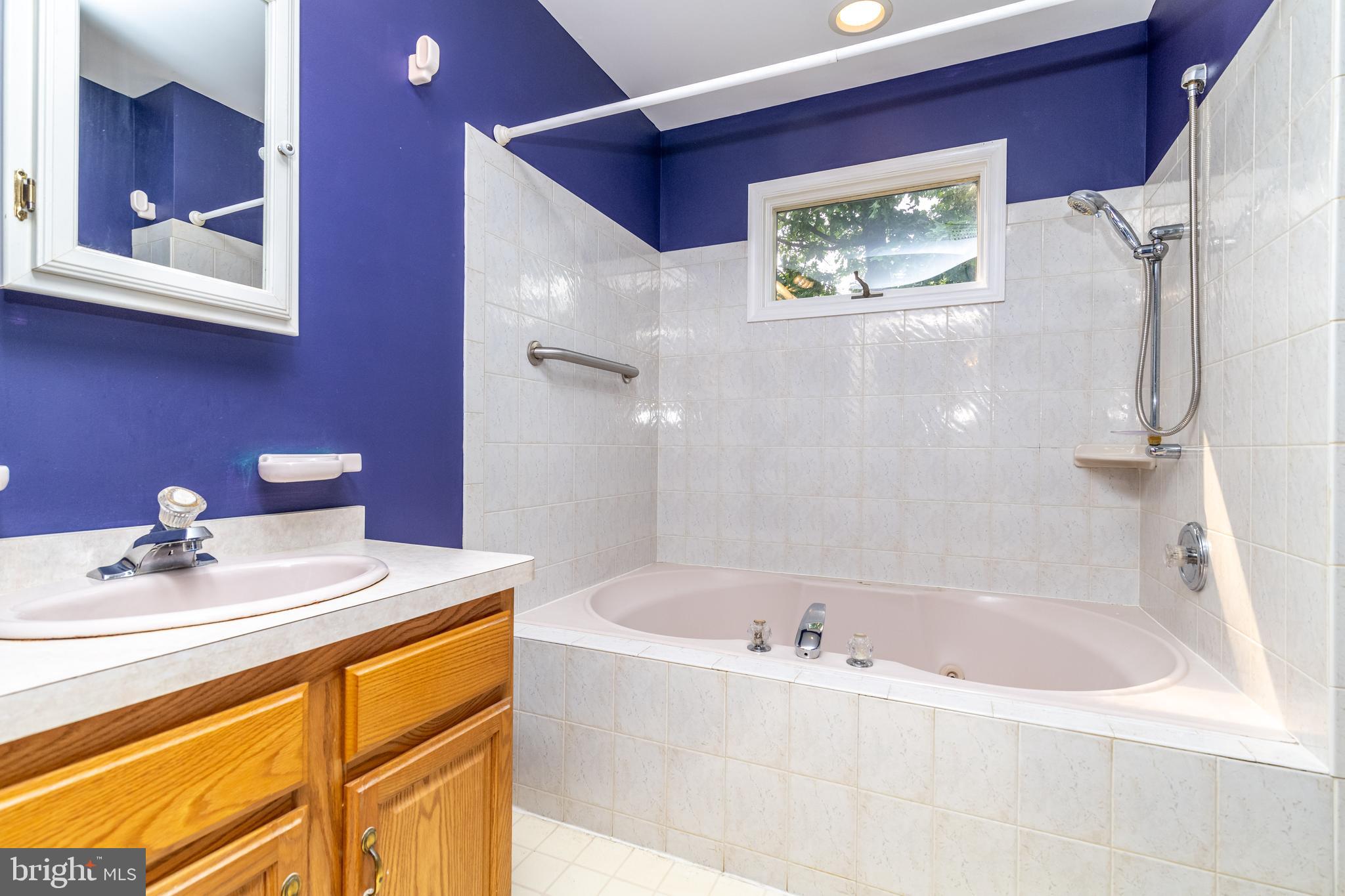 204 James Court Delran, NJ 08075 - Photo 15 of 42