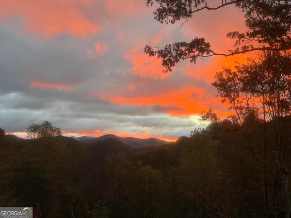 $447,000 | 44 Cessna Lane, Rabun Gap, GA 30568