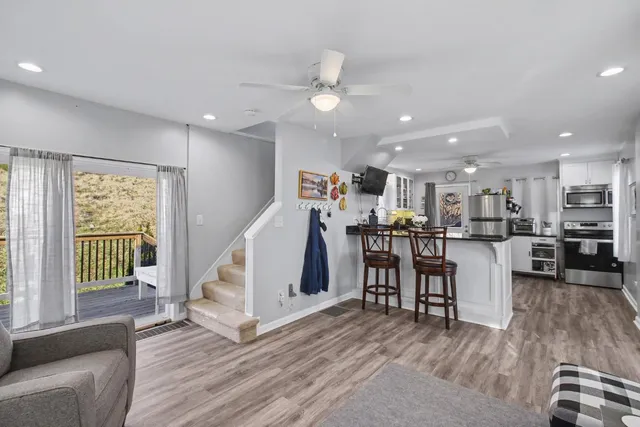 $550,000 | 2633 Highway 156, Rising Sun, IN 47040