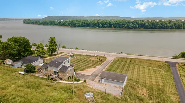 $550,000 | 2633 Highway 156, Rising Sun, IN 47040