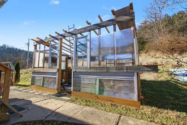 $550,000 | 2633 Highway 156, Rising Sun, IN 47040