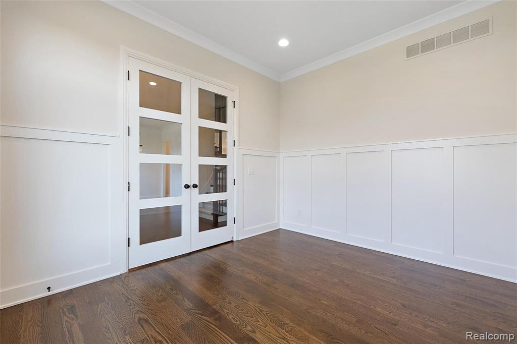 1922 Traceky Rochester Hills, MI 48306 - Photo 11 of 51