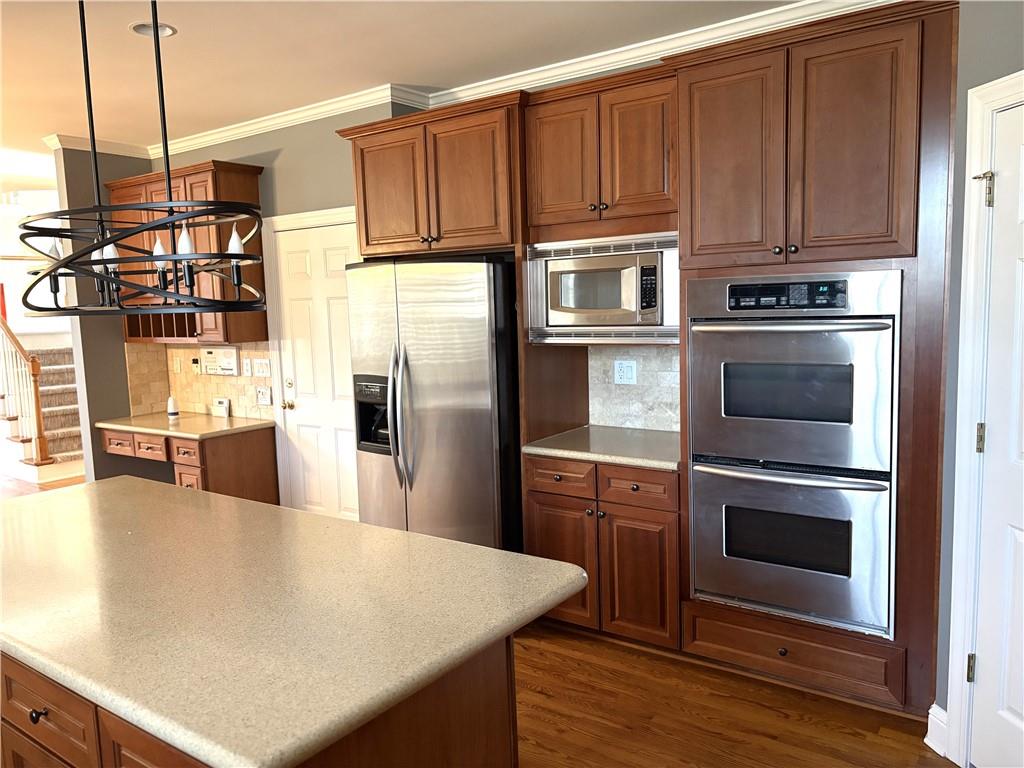 2554 Laquanda Court Southwest Atlanta, GA 30331 - Photo 10 of 27