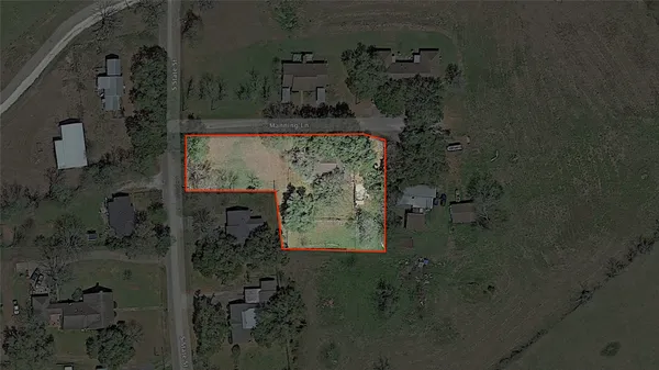 $275,000 | 4 West Manning Street, Madisonville, TX 77864