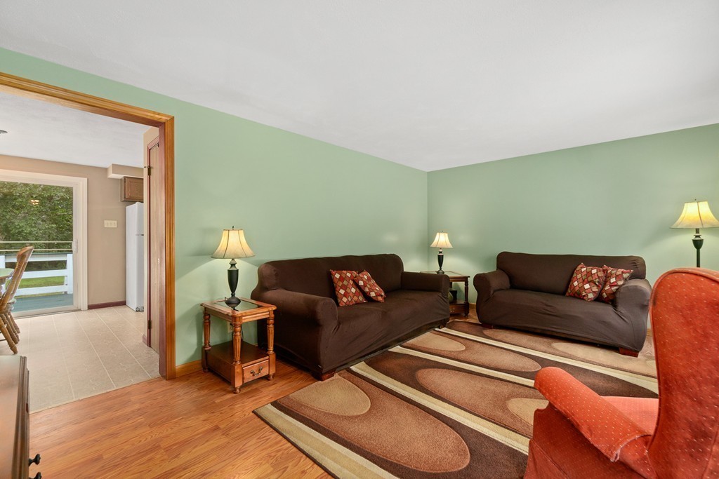 92 Town Farm Road Brookfield, MA 01506 - Photo 4 of 28