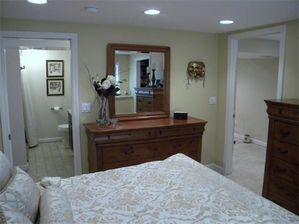 267 Manning Street Hudson, MA 01749 - Photo 8 of 21 Gallery Image 8