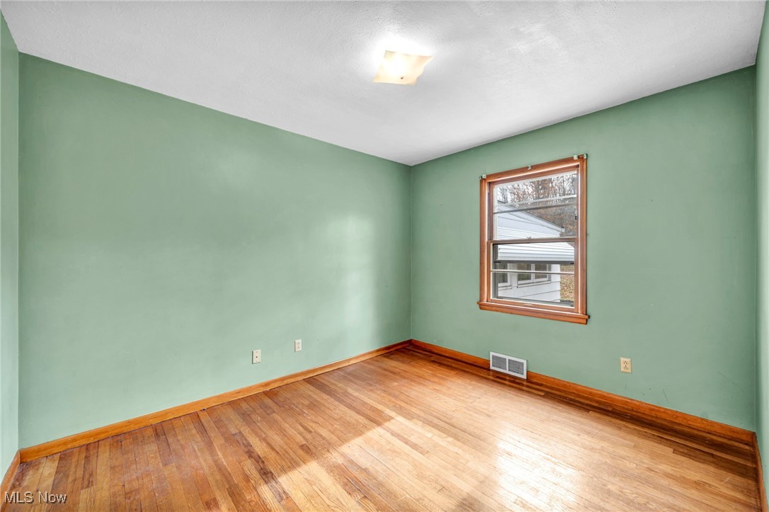 34910 Martin Road Willoughby, OH 44094 - Photo 11 of 29 Gallery Image 11