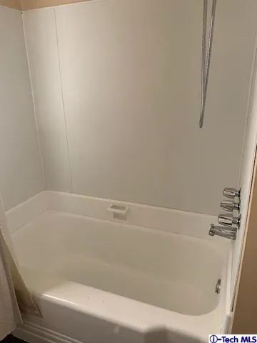 $2,600 | 6534 Valmont Street, Tujunga, CA 91042