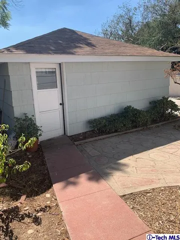 $2,600 | 6534 Valmont Street, Tujunga, CA 91042