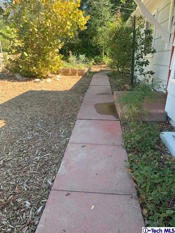 $2,600 | 6534 Valmont Street, Tujunga, CA 91042