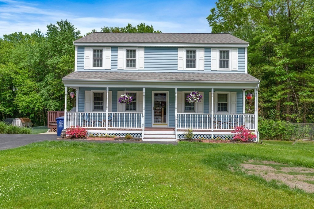 13 Kingsfield Road Dracut, MA 01826 - Photo 2 of 33 Gallery Image 2