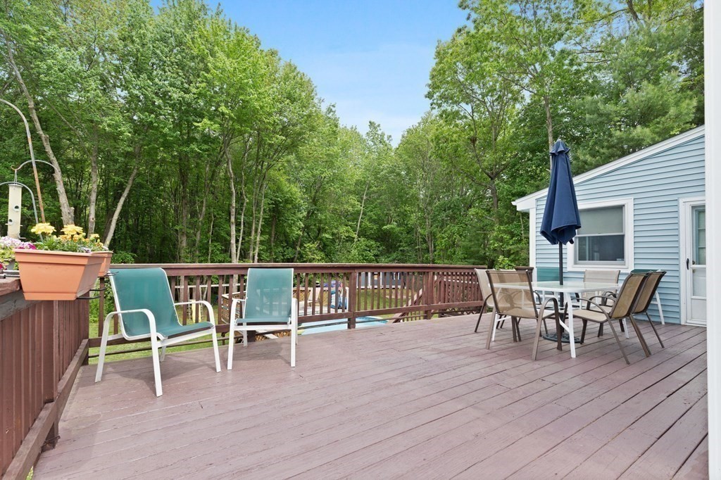 13 Kingsfield Road Dracut, MA 01826 - Photo 25 of 33 Gallery Image 25