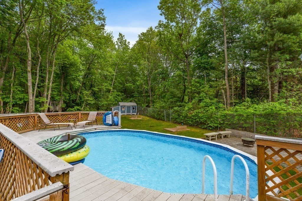 13 Kingsfield Road Dracut, MA 01826 - Photo 28 of 33 Gallery Image 28