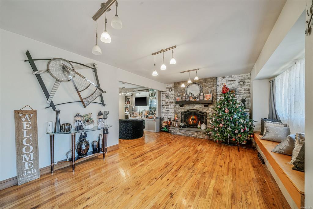 8 Brenner Road Coram, NY 11727 - Photo 5 of 43