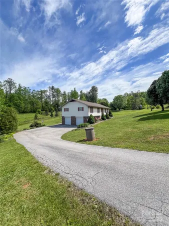 a view of a big yard with a big yard