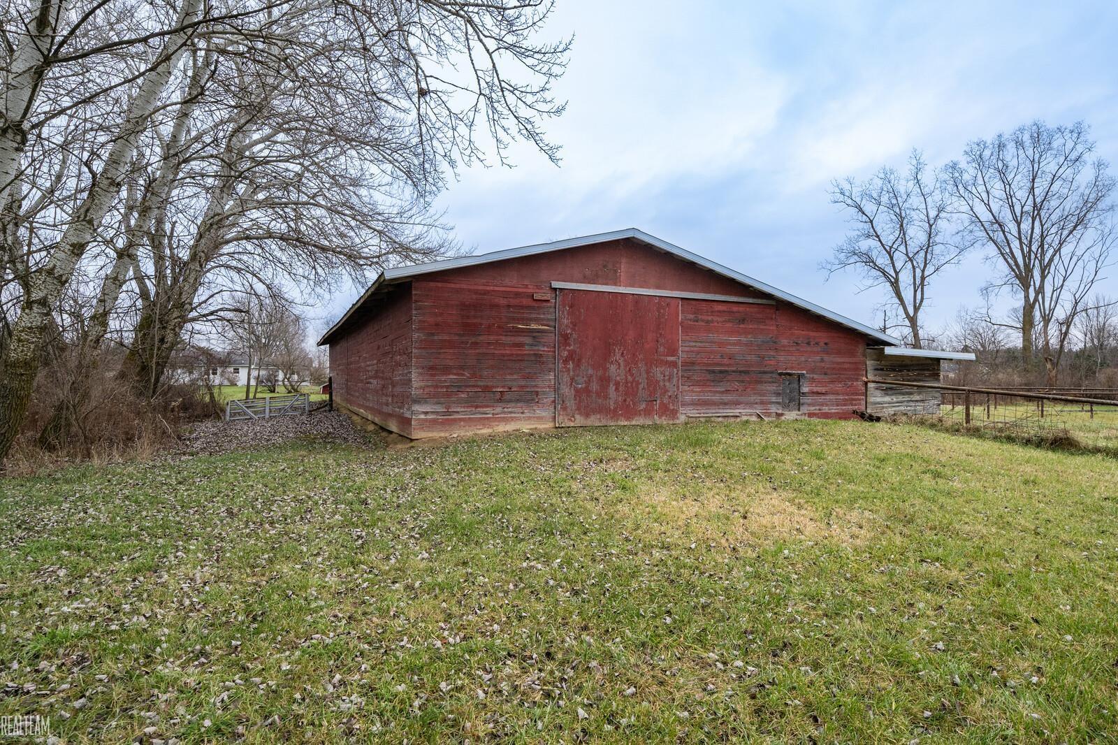 2805 Wales Center Road Goodells, MI 48027 - Photo 36 of 36 50129268-d86d995c-1973-43ae-91a1-081aa997e7e8.JPG