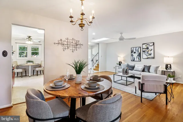 $850,000 | 2638 Bowling Green Drive, Vienna, VA 22180