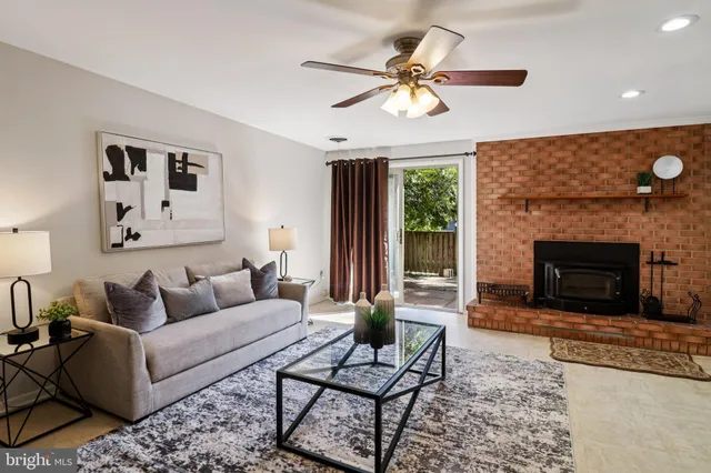 $850,000 | 2638 Bowling Green Drive, Vienna, VA 22180