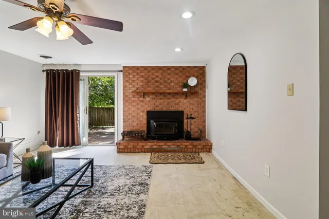 $850,000 | 2638 Bowling Green Drive, Vienna, VA 22180