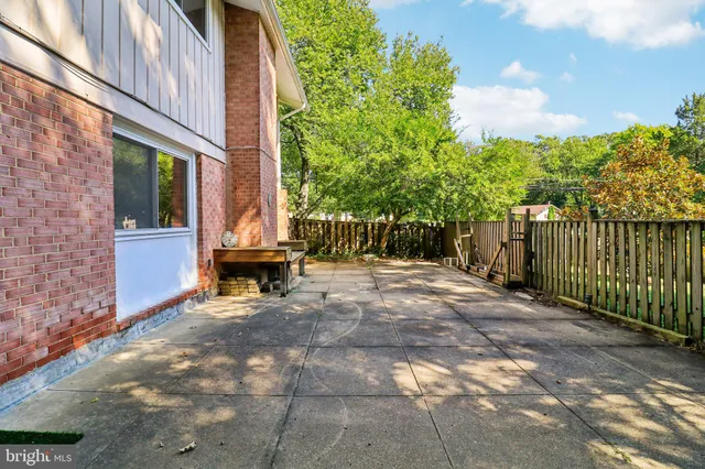 $850,000 | 2638 Bowling Green Drive, Vienna, VA 22180