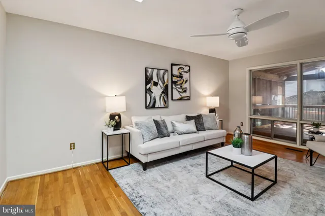 $850,000 | 2638 Bowling Green Drive, Vienna, VA 22180