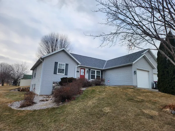 $429,900 | 995 Lexington Way, Waterloo, WI 53594