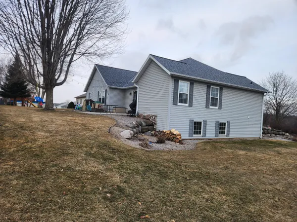 $429,900 | 995 Lexington Way, Waterloo, WI 53594