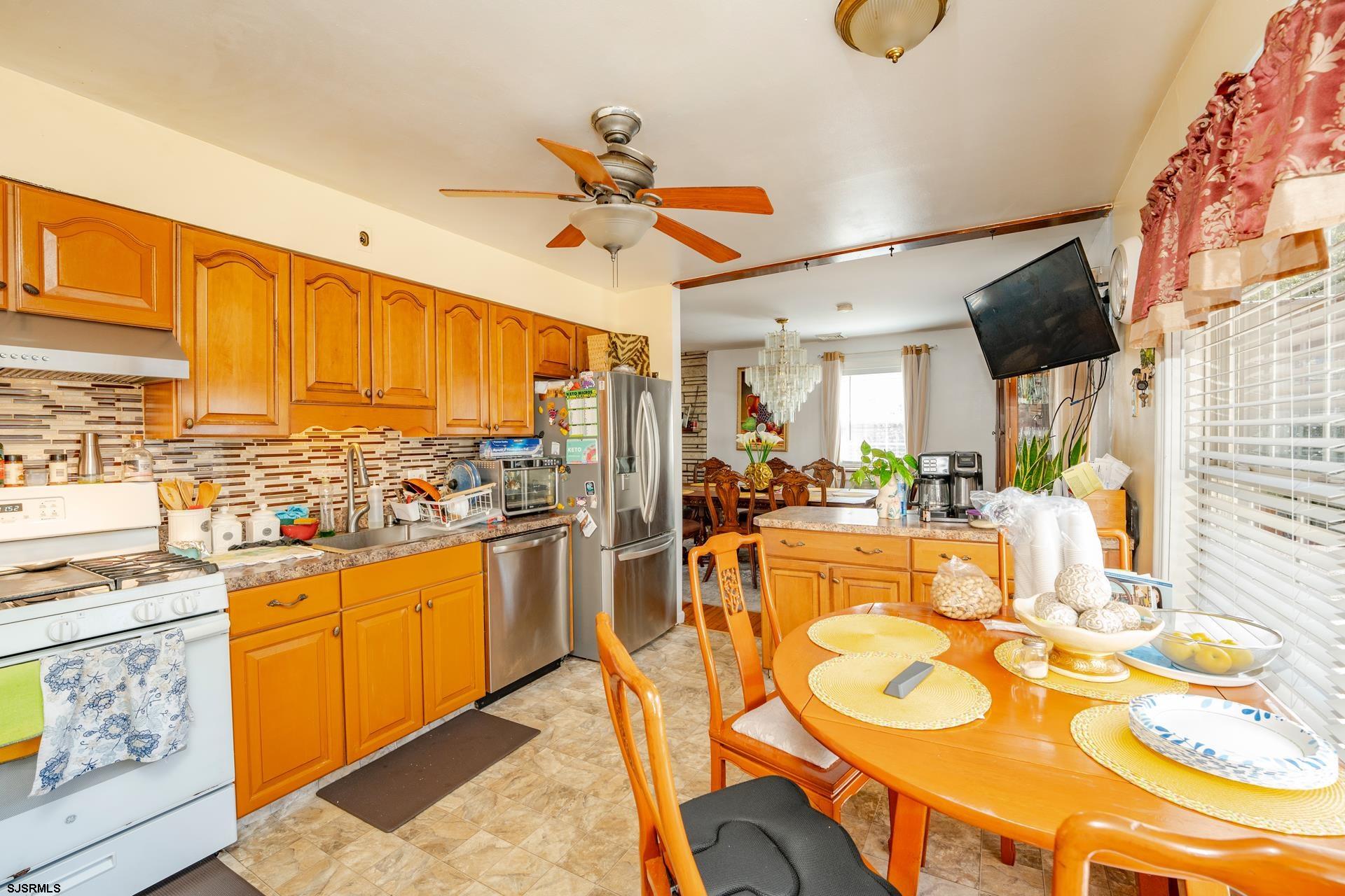 6529 Delilah Road Egg Harbor Township, NJ 08234 - Photo 14 of 70