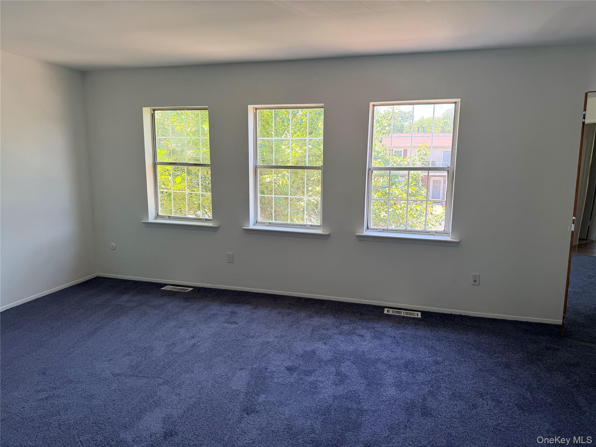 276 Temple Hill Road, Unit 906 New Windsor, NY 12553 - Photo 12 of 28 Primary Bedroom
